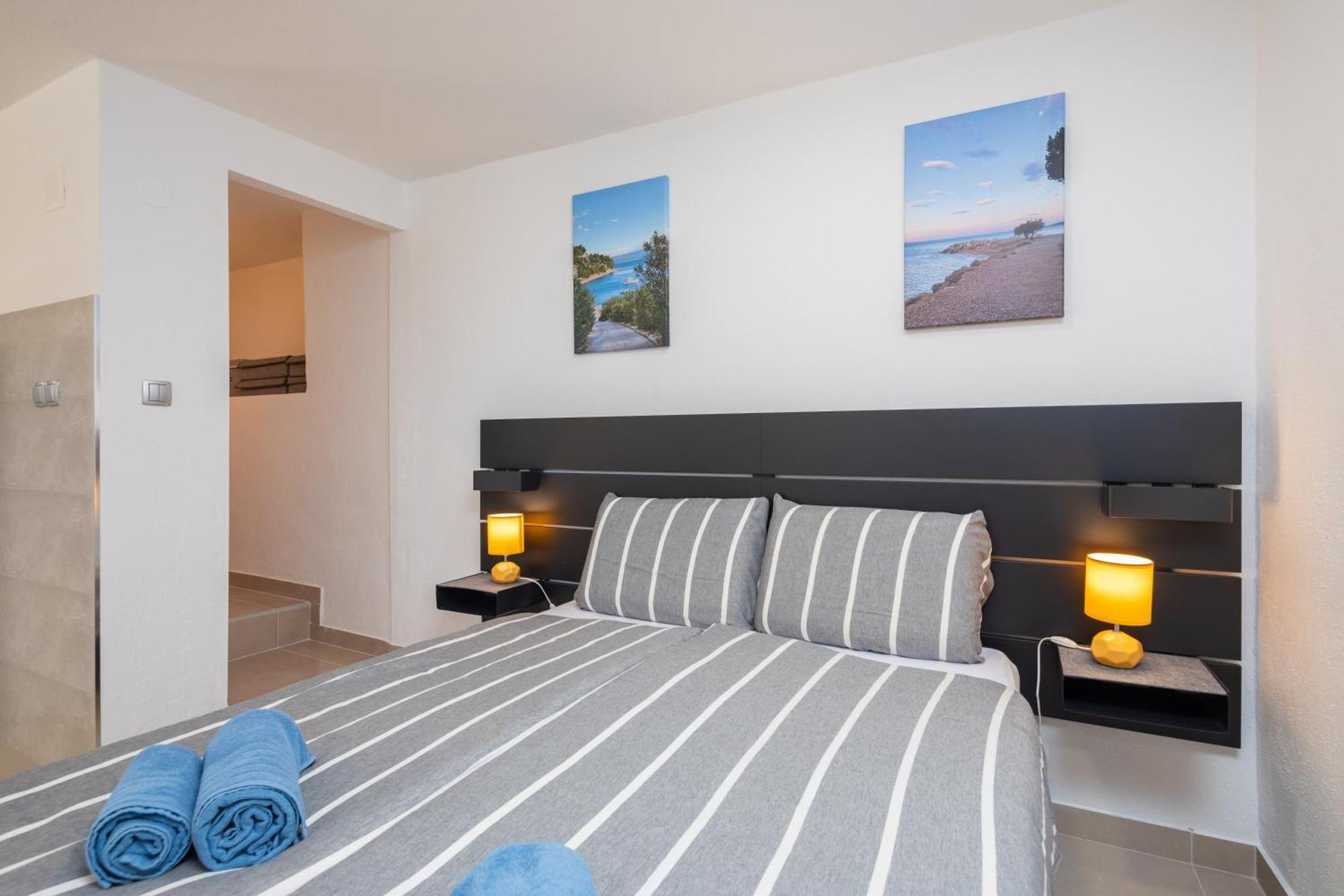 Sunshine Suites Omiš Exterior foto
